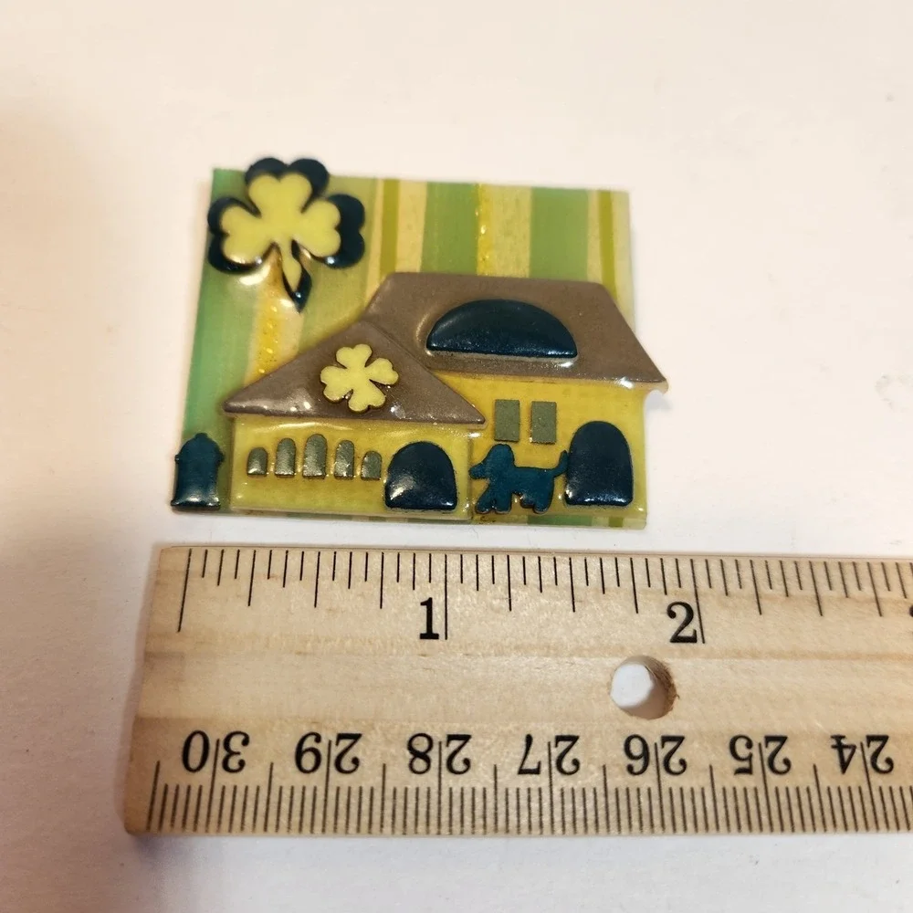 House Pins by Lucinda Enamel House Shamrock Pin Brooch Rare‎ St Patricks Day